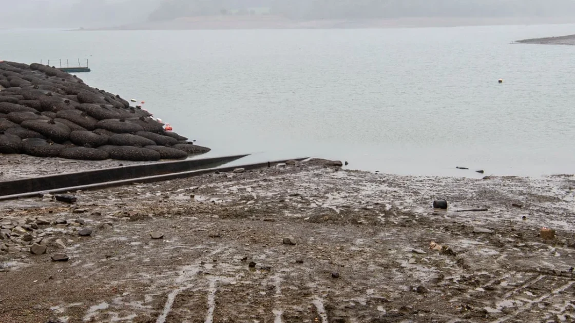 Waduk Ardingly Inggris Kering, Warga Cemas Krisis Air