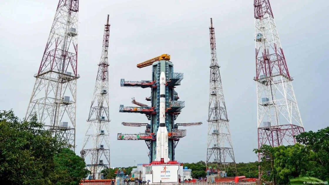 ISRO Luncurkan Satelit NavIC Baru untuk Saingi GPS