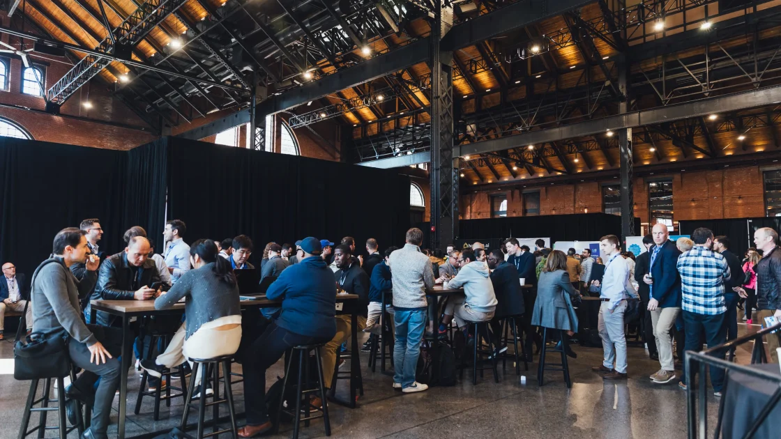 TechCrunch Founder Summit 2026 Hadirkan Braindate untuk Networking