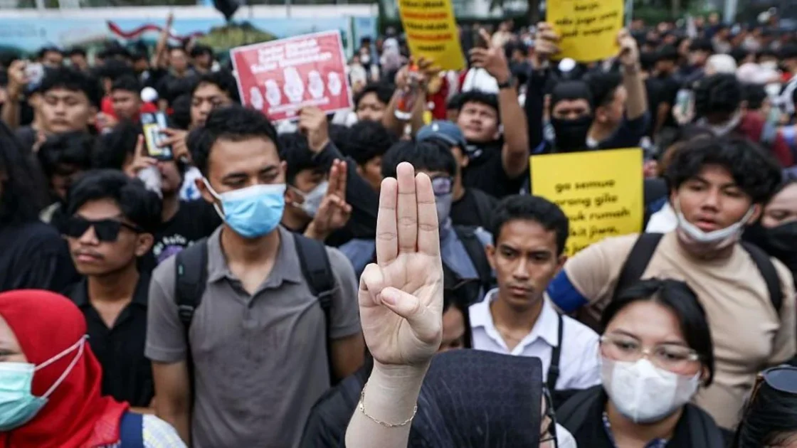 Alasan Gen Z Jadi Motor Gerakan Protes di Indonesia