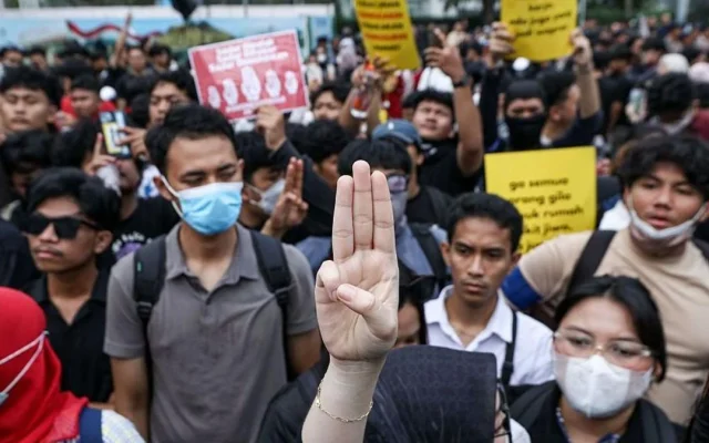 Alasan Gen Z Jadi Motor Gerakan Protes di Indonesia