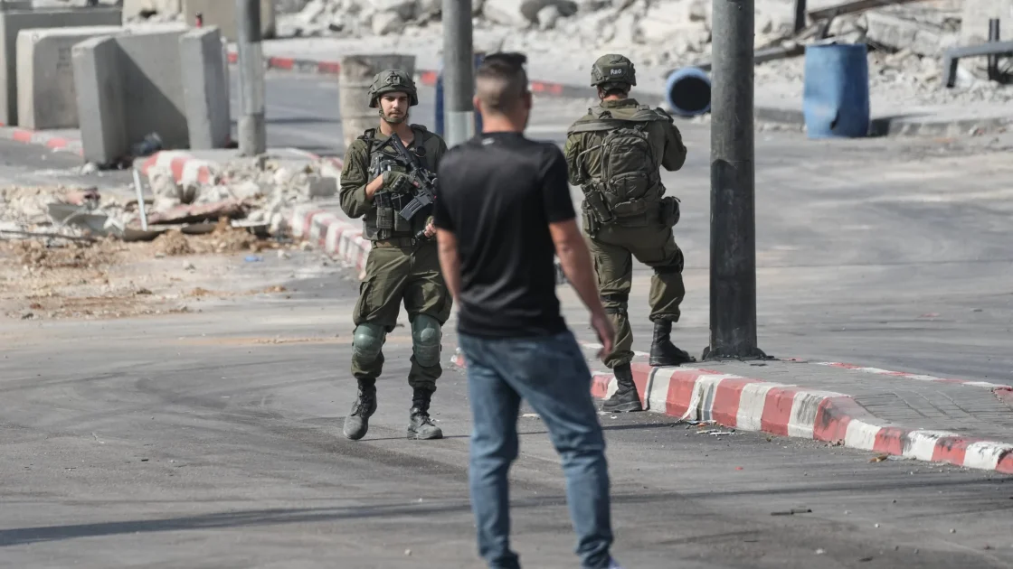 Penguncian Militer Israel di Hebron Berlanjut Selama Sepekan