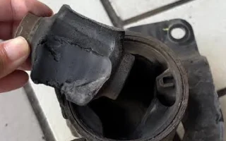 Kenali 7 Ciri Engine Mounting Rusak pada Mobil Anda