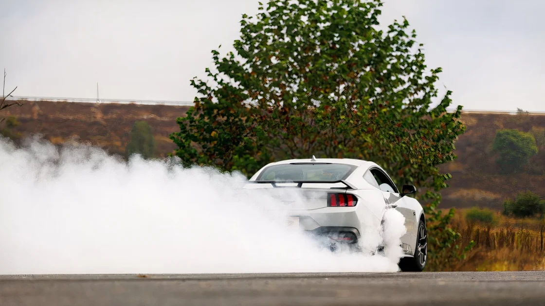 Ford Mustang RTR 2026 Buktikan Mesin V8 Bukan Segalanya