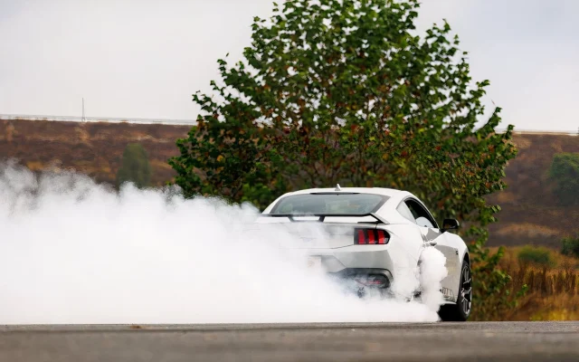 Ford Mustang RTR 2026 Buktikan Mesin V8 Bukan Segalanya