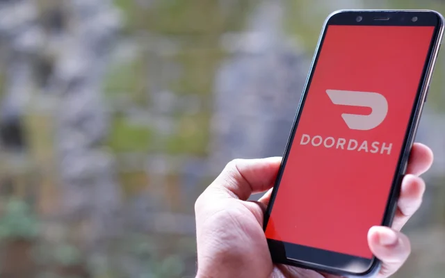 DoorDash Akuisisi Instacart Rp273 Triliun