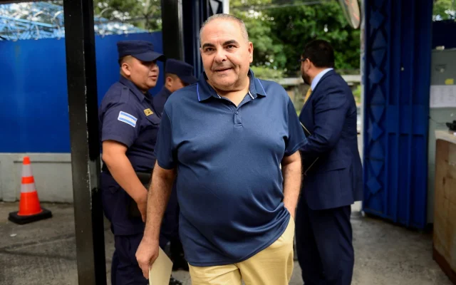 Mantan Presiden El Salvador Elias Antonio Saca Bebas