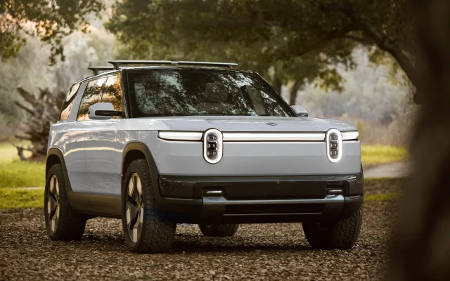 Mobil Listrik Rivian R2 Ungguli Penjualan R1S dan R1T