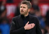 Carrick Tetap Latih MU Lawan Chelsea di Tengah Krisis Tim