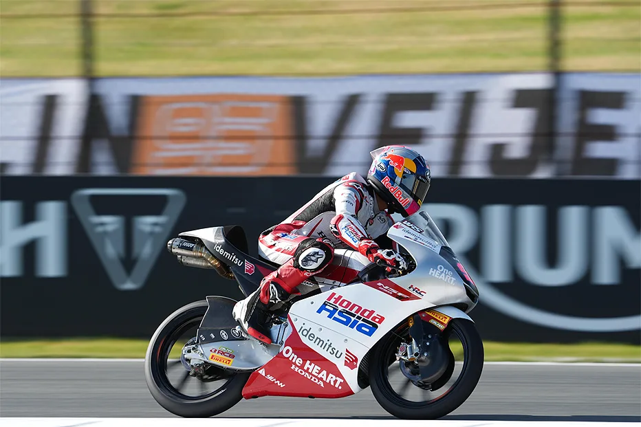 Veda Pratama Amankan Posisi P3 dan Langsung ke Q2 Moto3 Sepang
