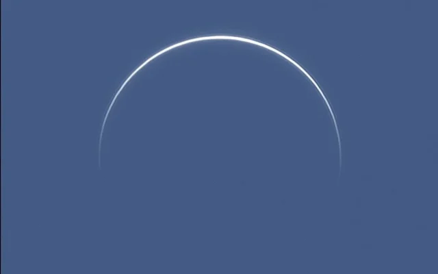 Penampakan Venus Mirip Bulan Sabit dengan Tanduk Bercahaya