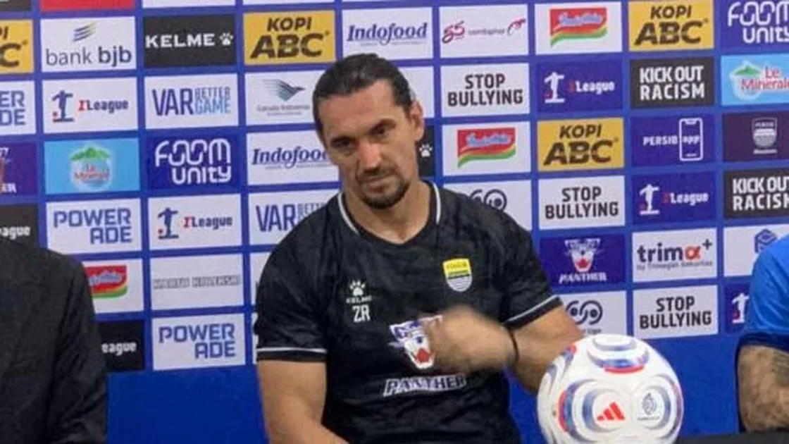 Persib Tanpa Pelatih Kepala Saat Hadapi Isen Mulang