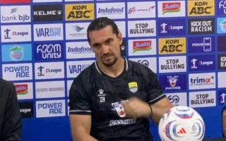 Persib Tanpa Pelatih Kepala Saat Hadapi Isen Mulang